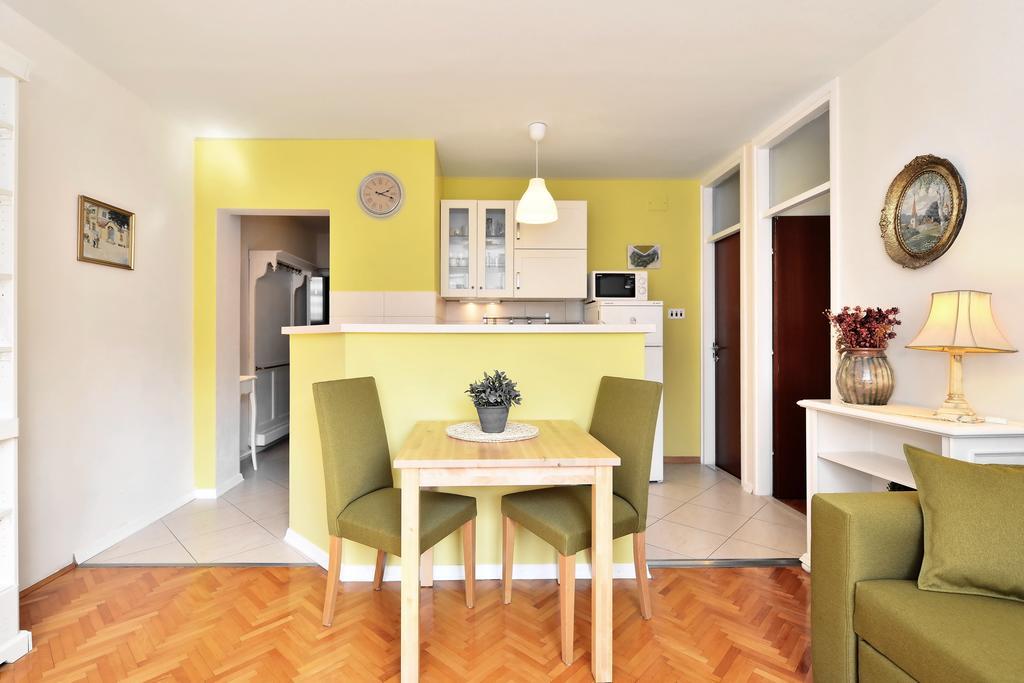 Apartments Zoran Split Exterior photo